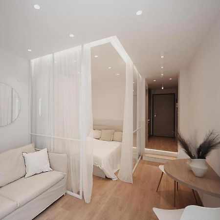 V1, Nilie Hospitality Mgmt Apartment เทสซาโลนิกิ ภายนอก รูปภาพ