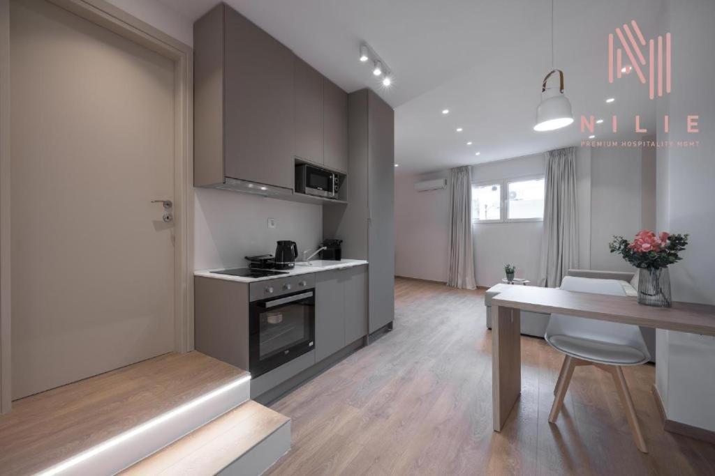 V1, Nilie Hospitality Mgmt Apartment เทสซาโลนิกิ ภายนอก รูปภาพ