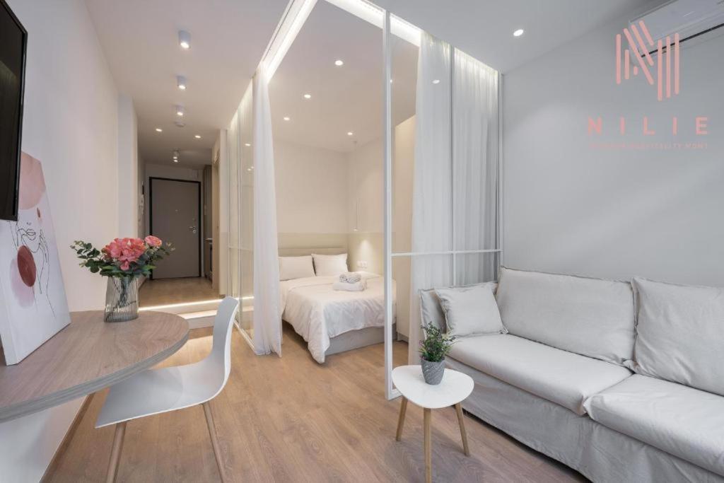 V1, Nilie Hospitality Mgmt Apartment เทสซาโลนิกิ ภายนอก รูปภาพ