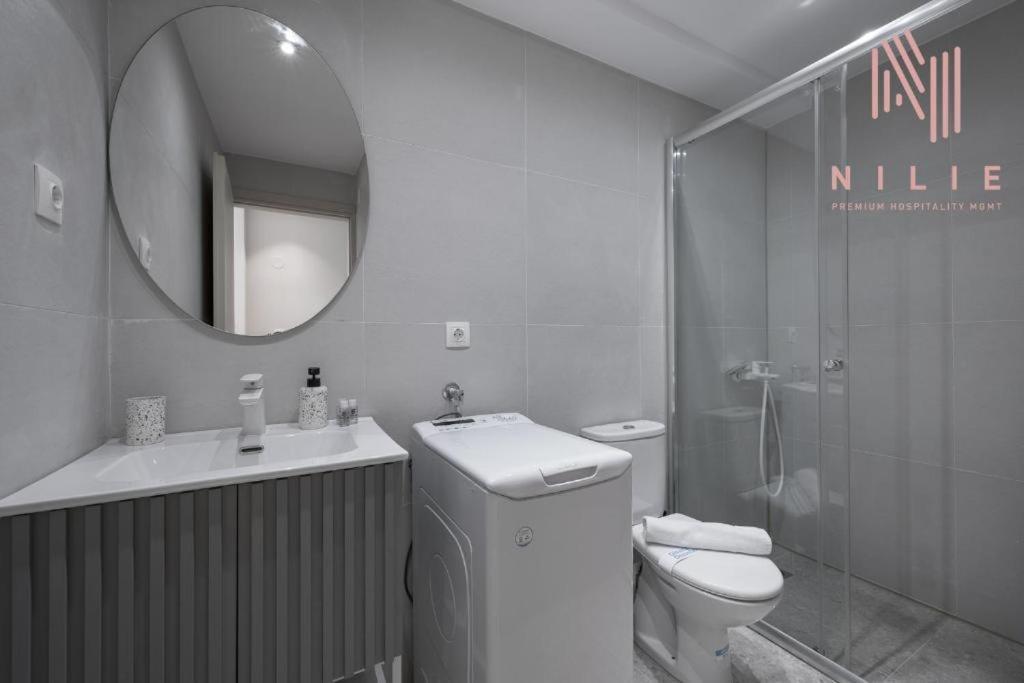 V1, Nilie Hospitality Mgmt Apartment เทสซาโลนิกิ ภายนอก รูปภาพ